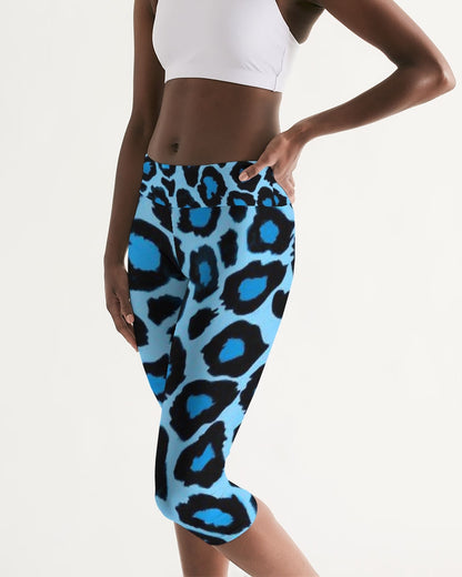Blue leopard kente Women's Mid-Rise Capri
