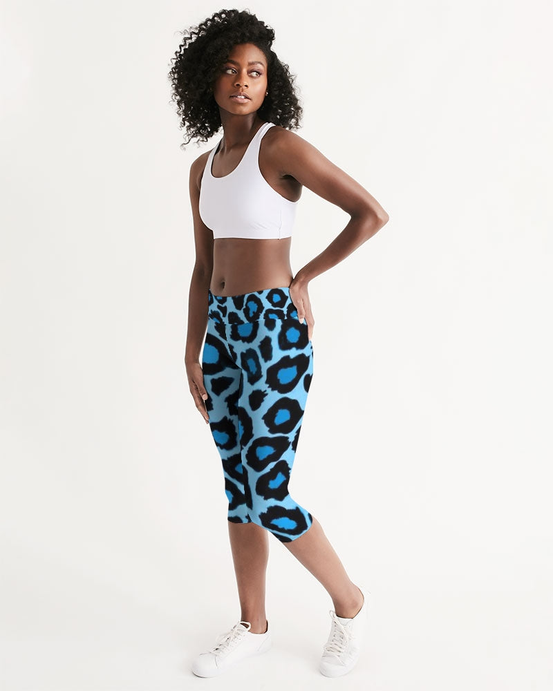 Blue leopard kente Women's Mid-Rise Capri