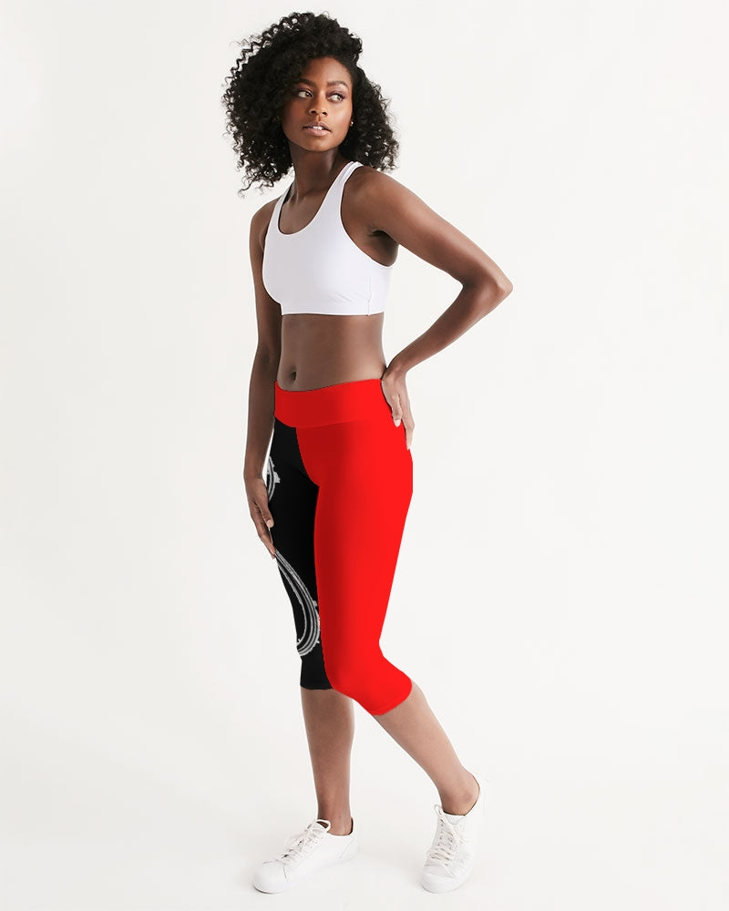 Poly By Nature Women's All-Over Print Mid-Rise Capri